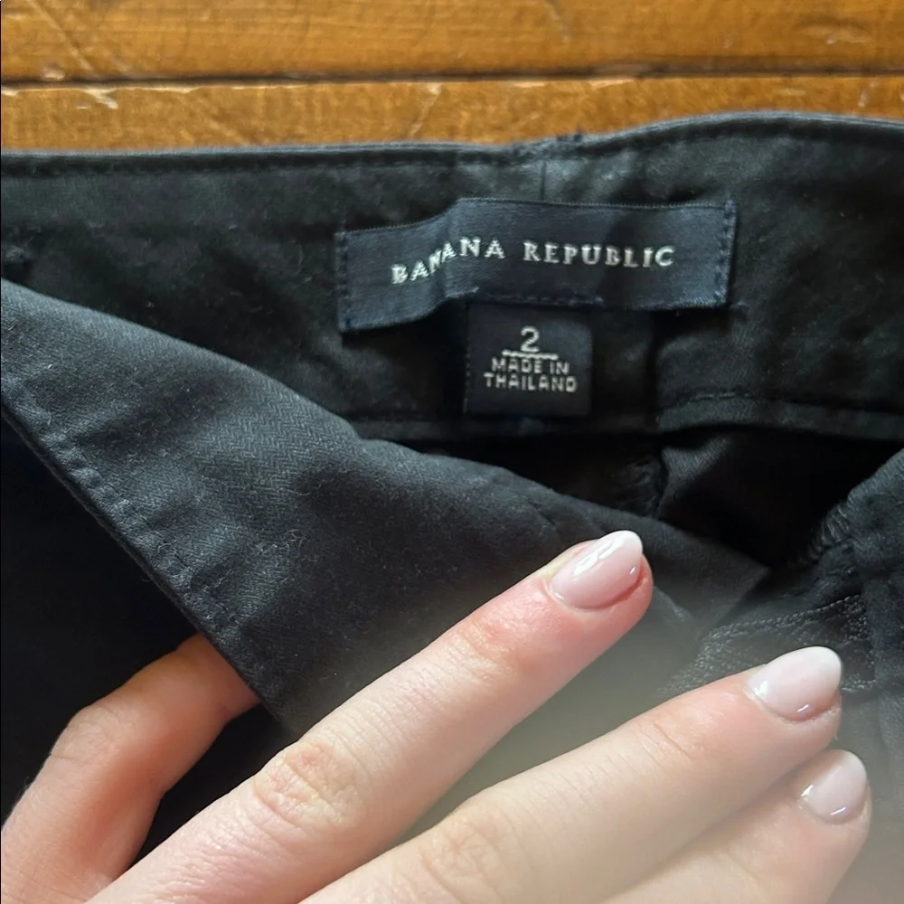 Banana Republic Black Shorts - Picture 2 of 4